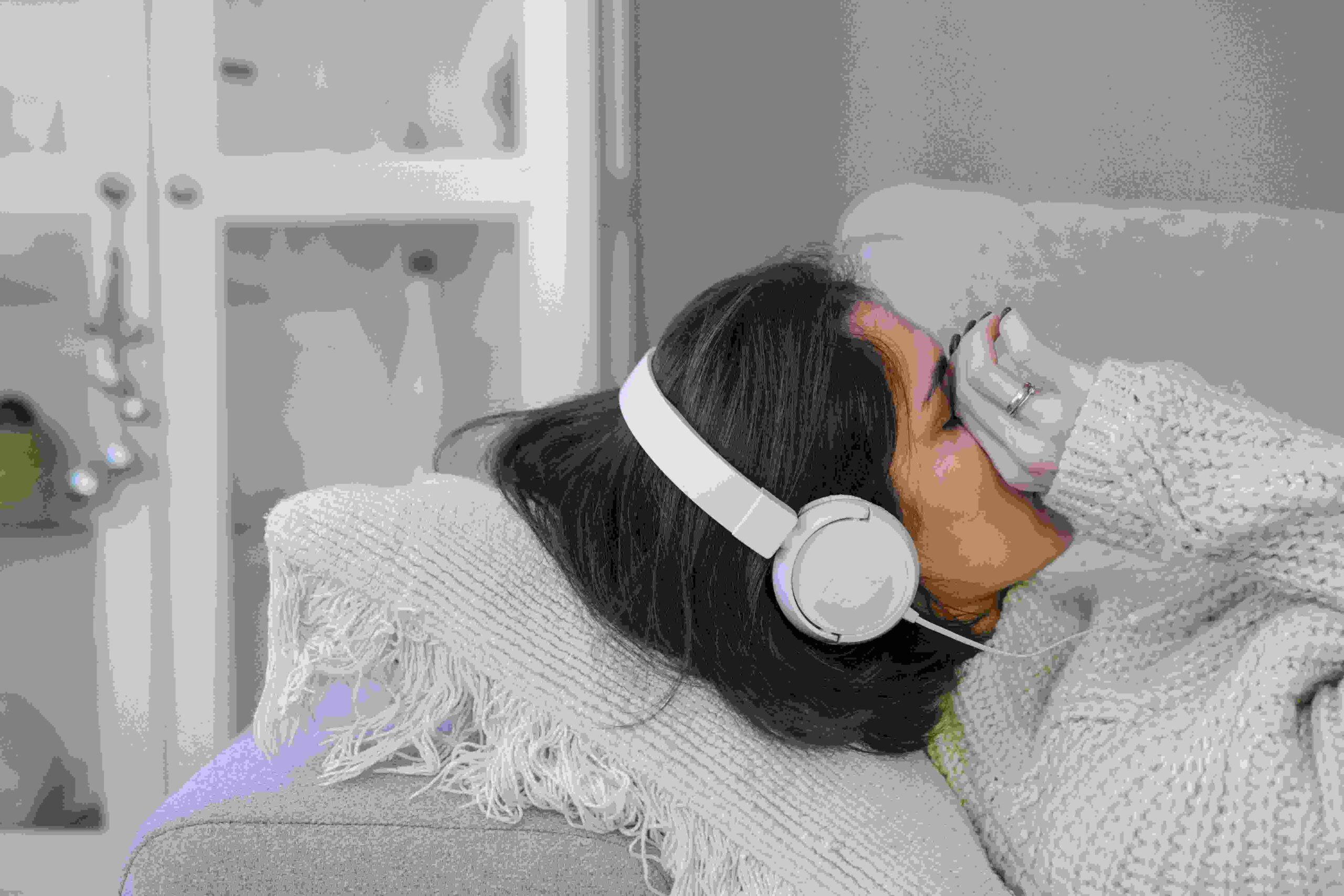 Easy Morning Journaling Tips to Reduce Stress