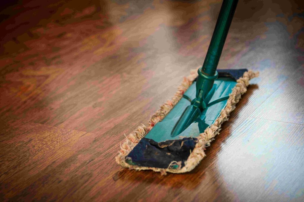 Quick Cleaning Hacks for a Tidy Home